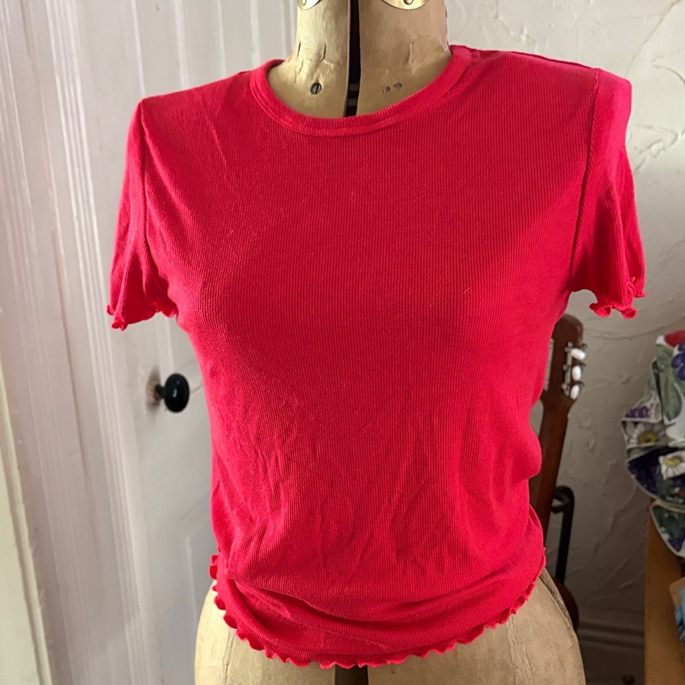 PINK Victoria's Secret Hot Pink Ribbed Lettuce-Edge Top